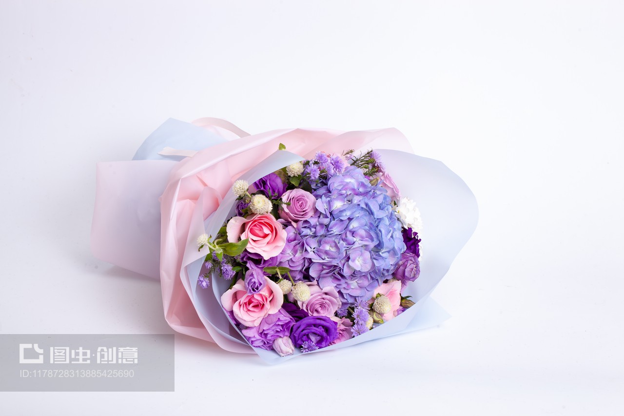 繽紛色彩，心語(yǔ)傳遞 手捧花與禮品花卉的色彩藝術(shù)
